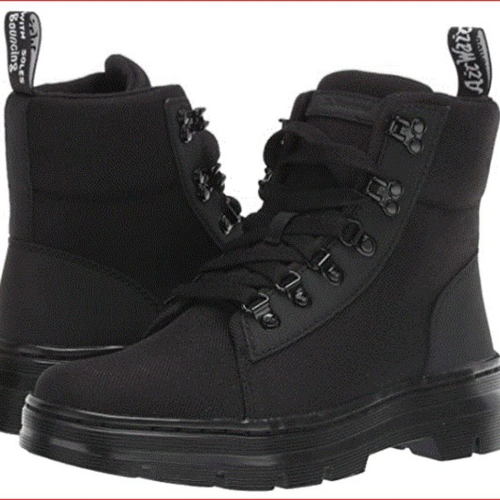 Dr. Martens Women's Combs Style Combat Boots Size 7